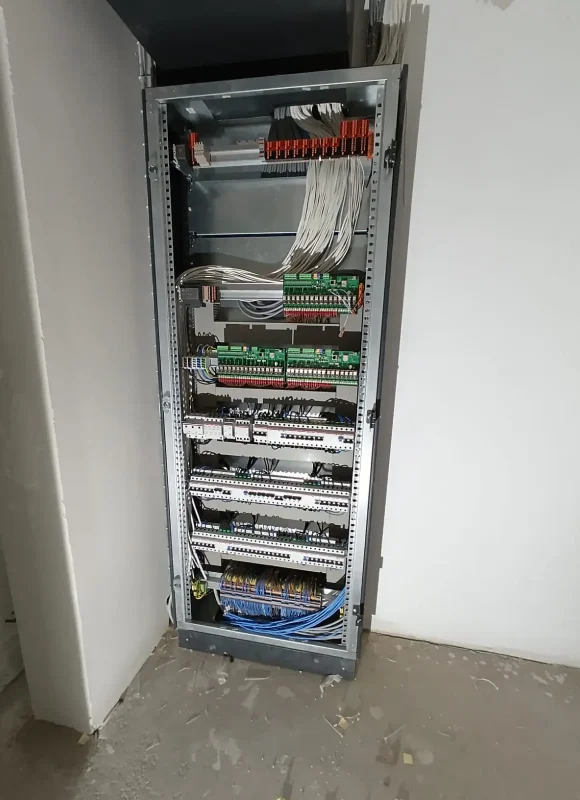 tablou electric penthouse 05
